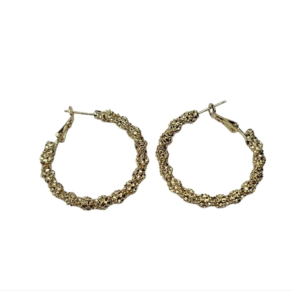 NWT Gold Colored Textured Hoop Earrings - Picture 3 of 5